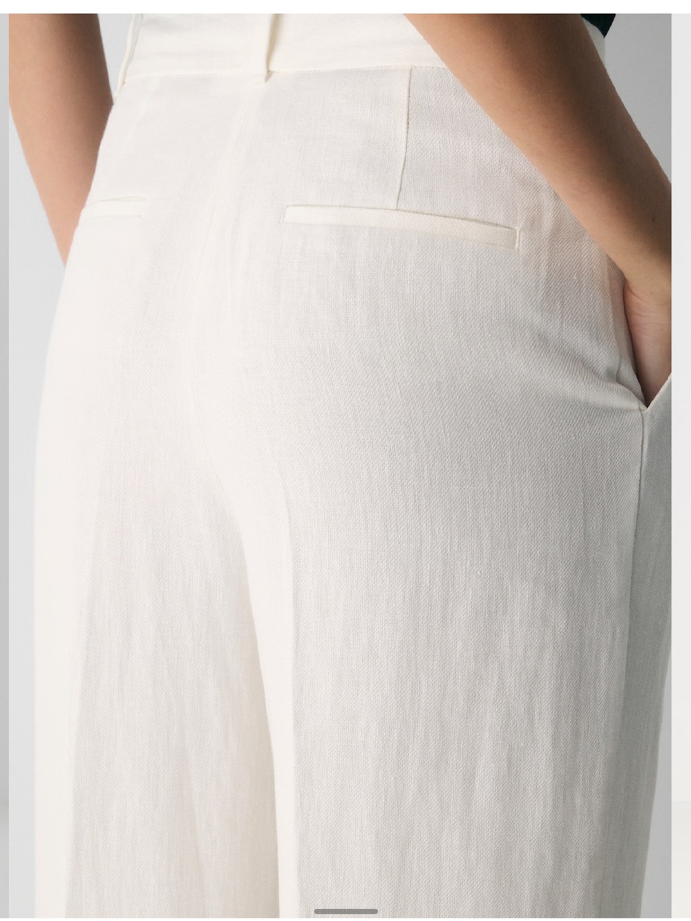 Aritzia Effortless Pant in light birch — PowerLinen™ straight leg - Picture 3 of 8